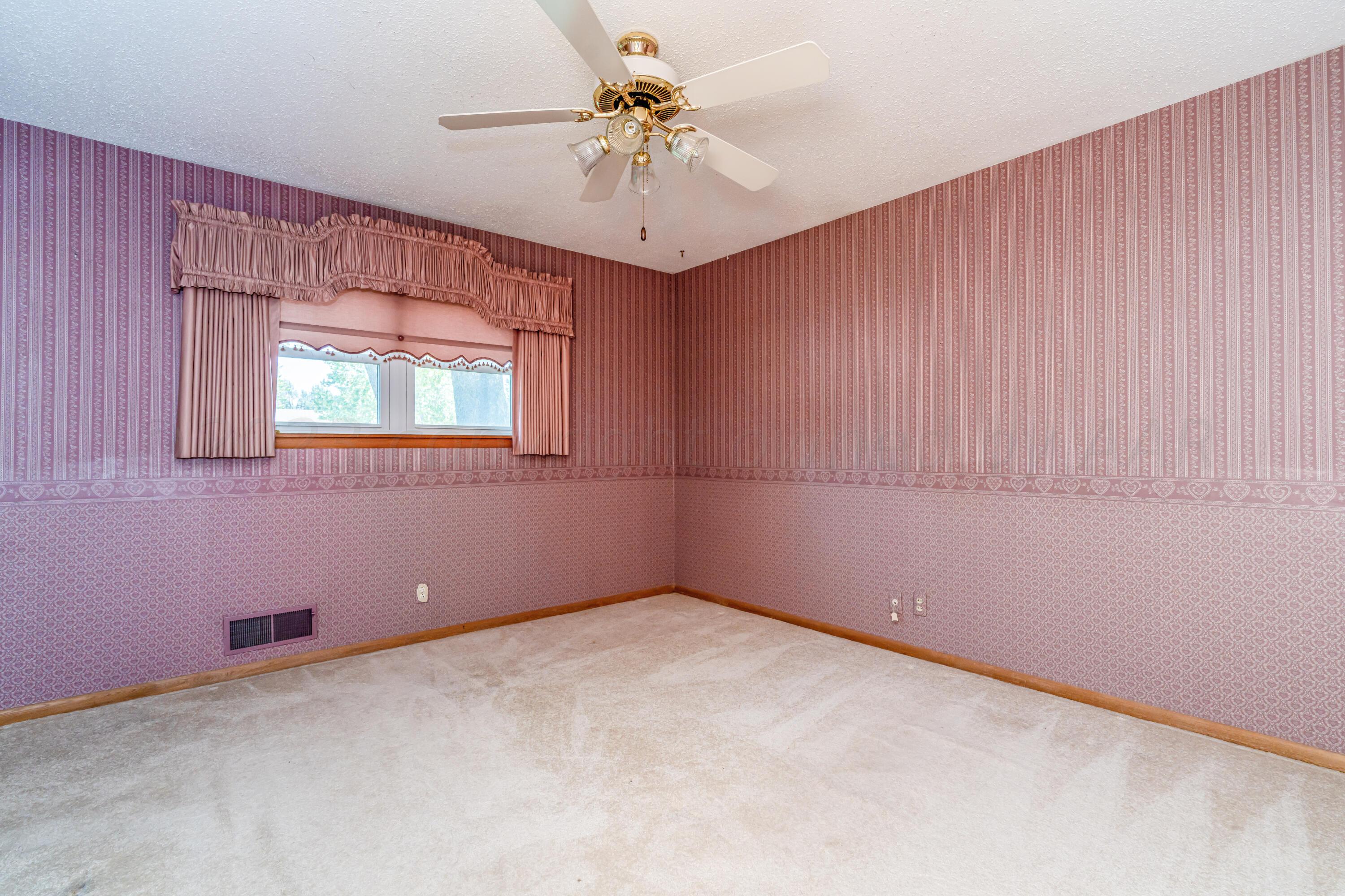 400 Phillips Drive Dumas, TX 79029 - Photo 34 of 43 400 Phillips-39 BDRM 3