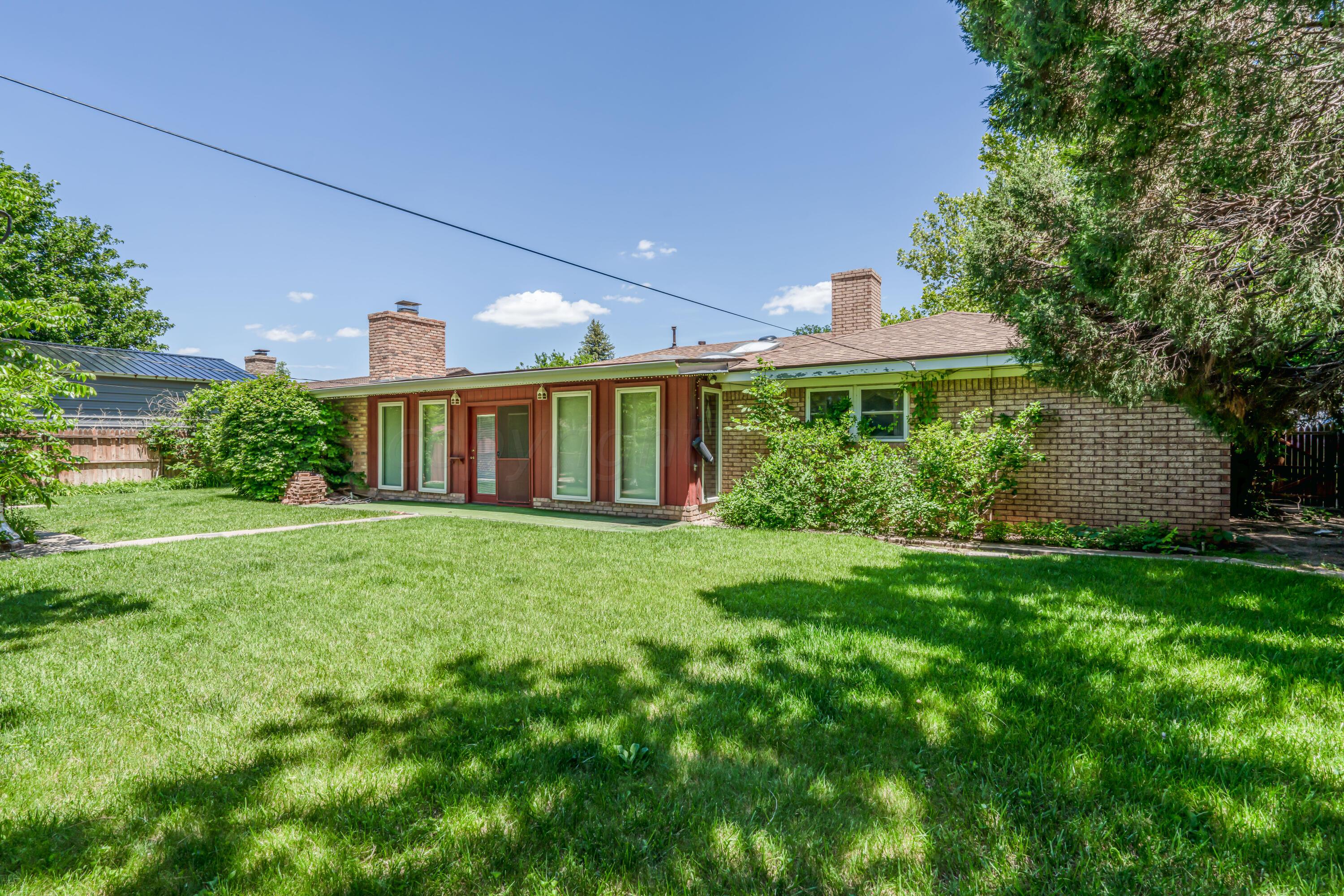 400 Phillips Drive Dumas, TX 79029 - Photo 40 of 43 400 Phillips-44 BACK