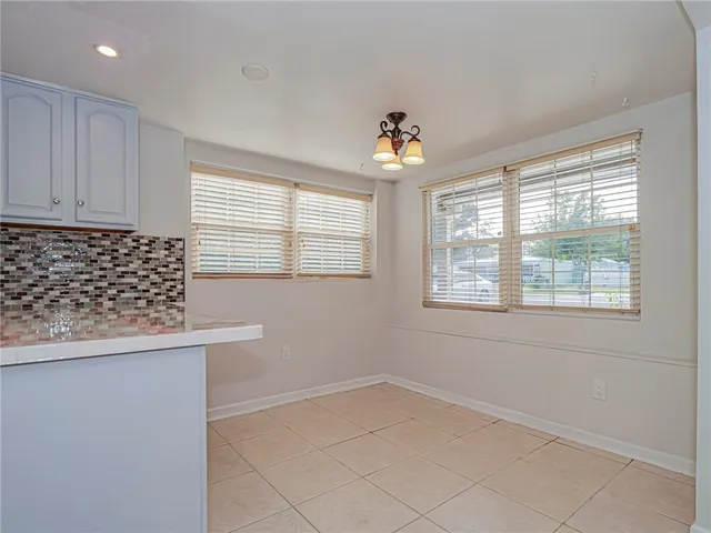 $2,000 | 1440 4th Court, Vero Beach, FL 32960