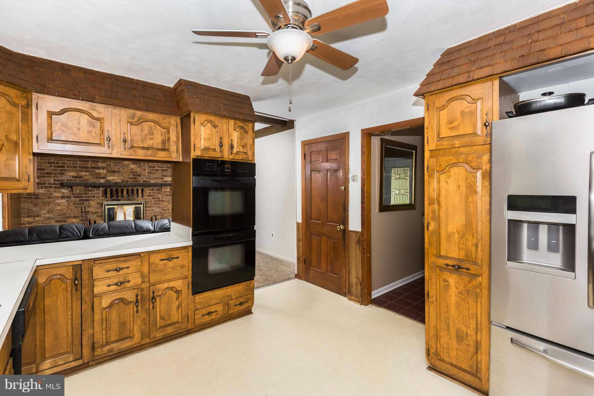 4243 Back Woods Road Westminster, MD 21158 - Photo 16 of 30 Kitchen