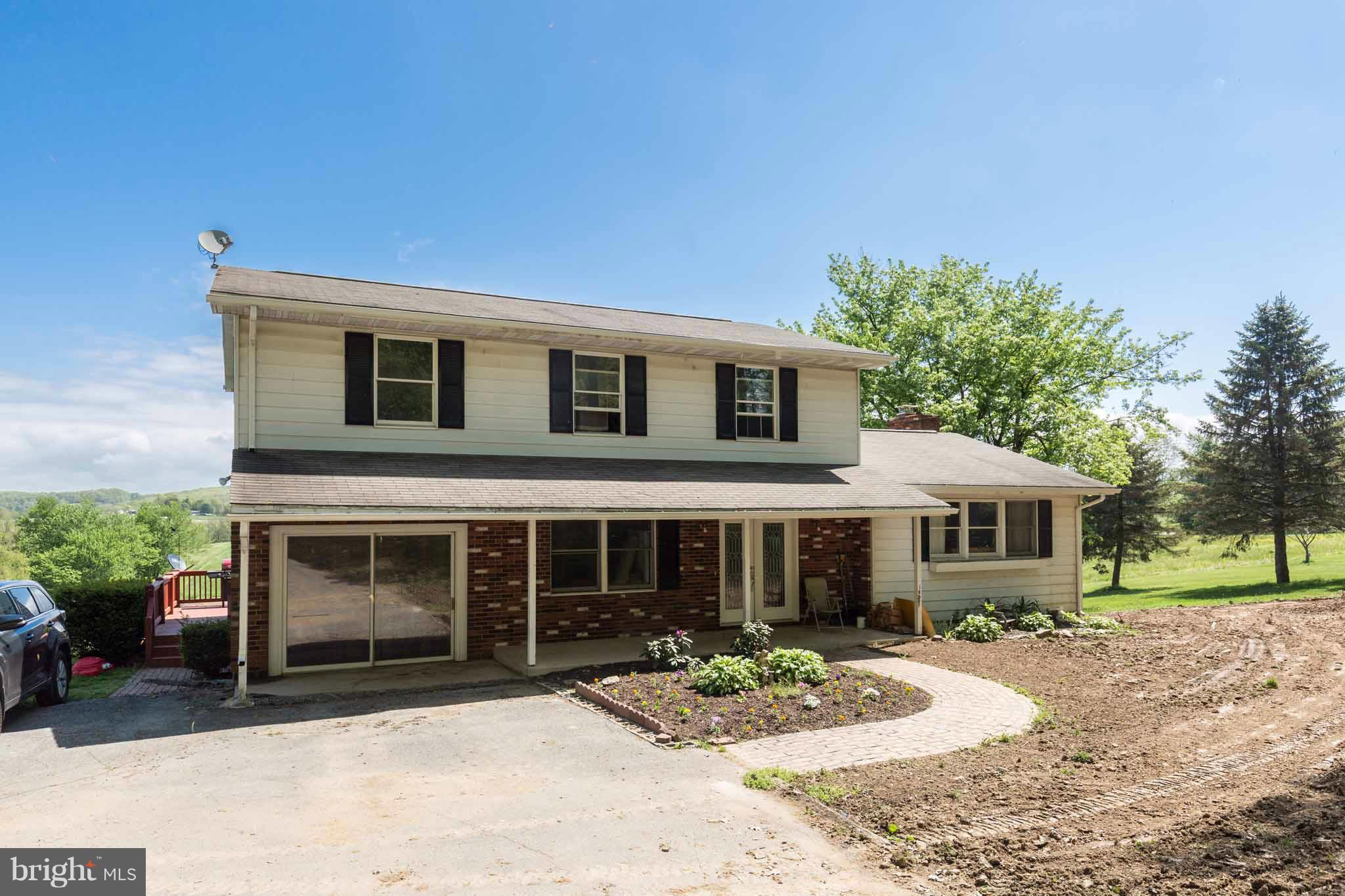 4243 Back Woods Road Westminster, MD 21158 - Photo 5 of 30 Exterior (Front)