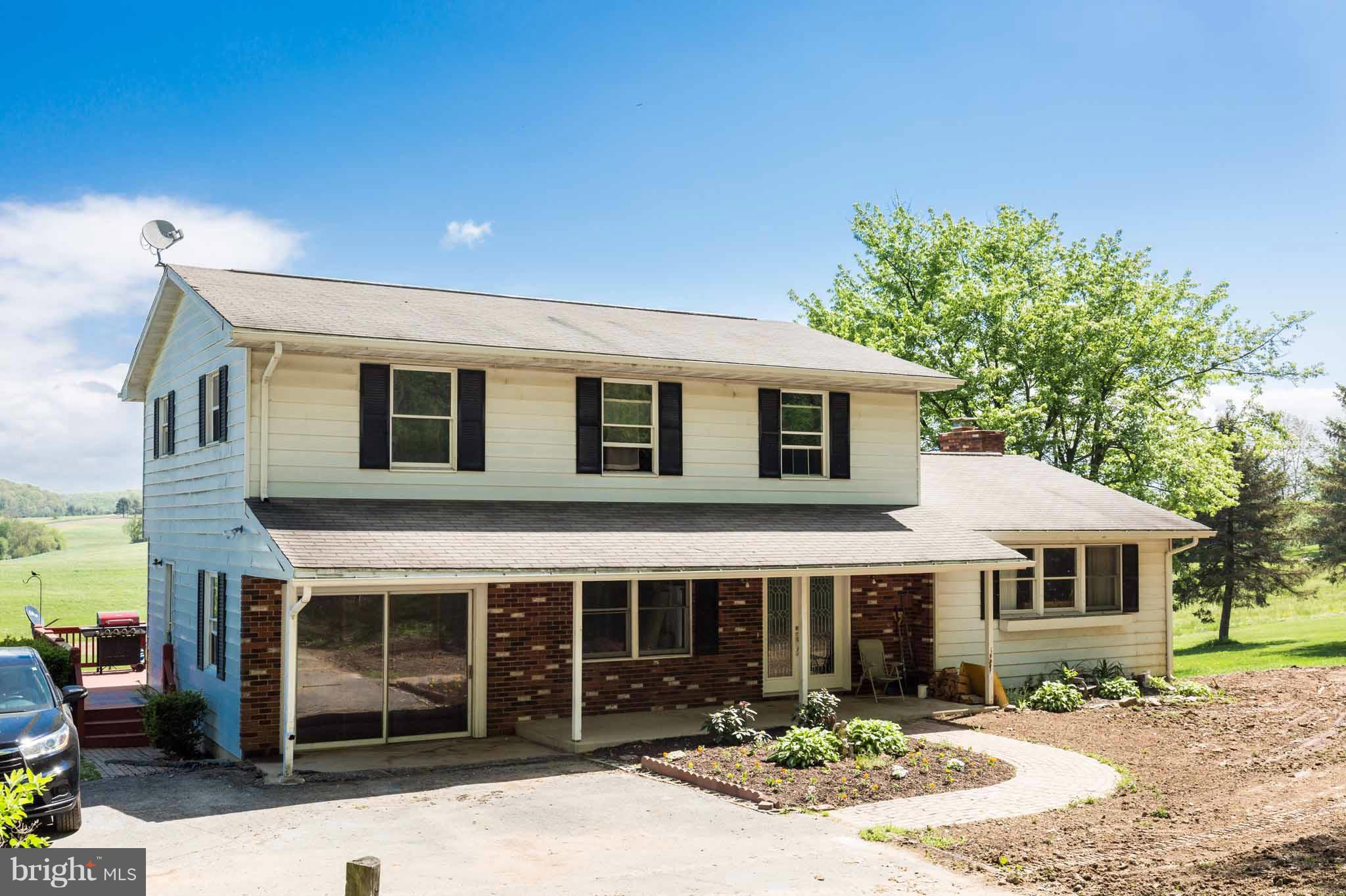4243 Back Woods Road Westminster, MD 21158 - Photo 7 of 30 Exterior (Front)