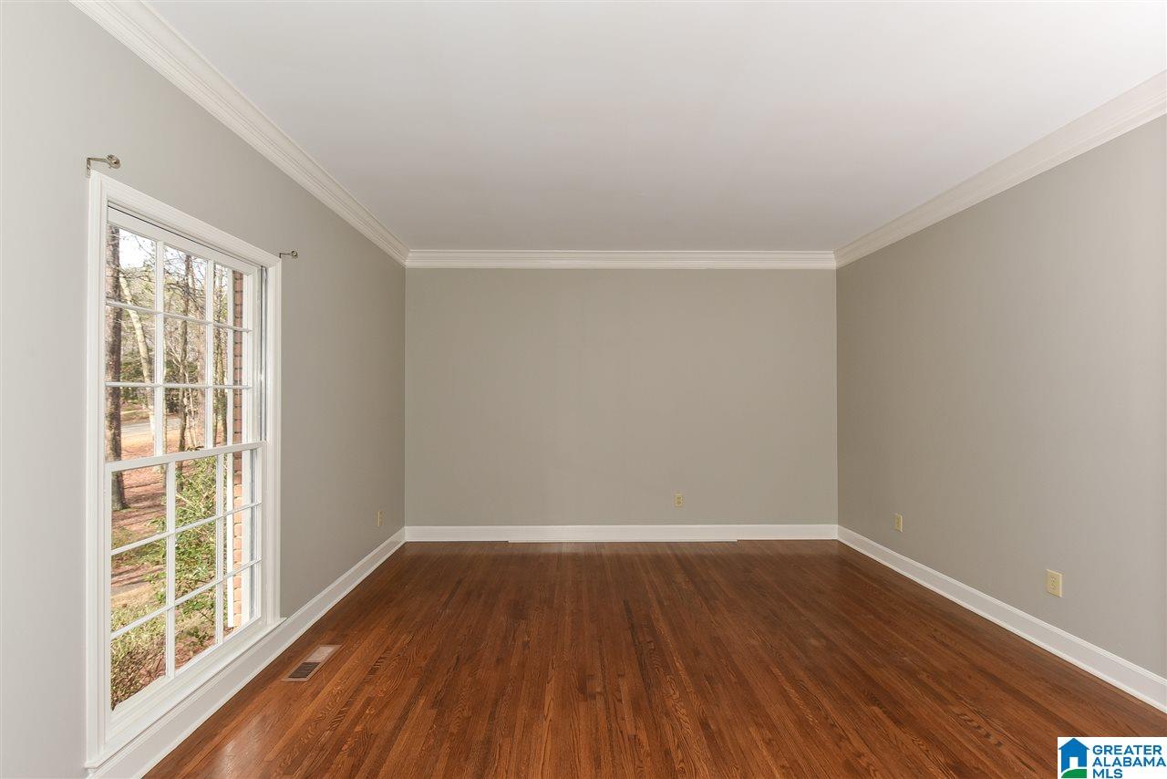 2004 Shagbark Road Birmingham, AL 35244 - Photo 6 of 48 Gallery Image 6