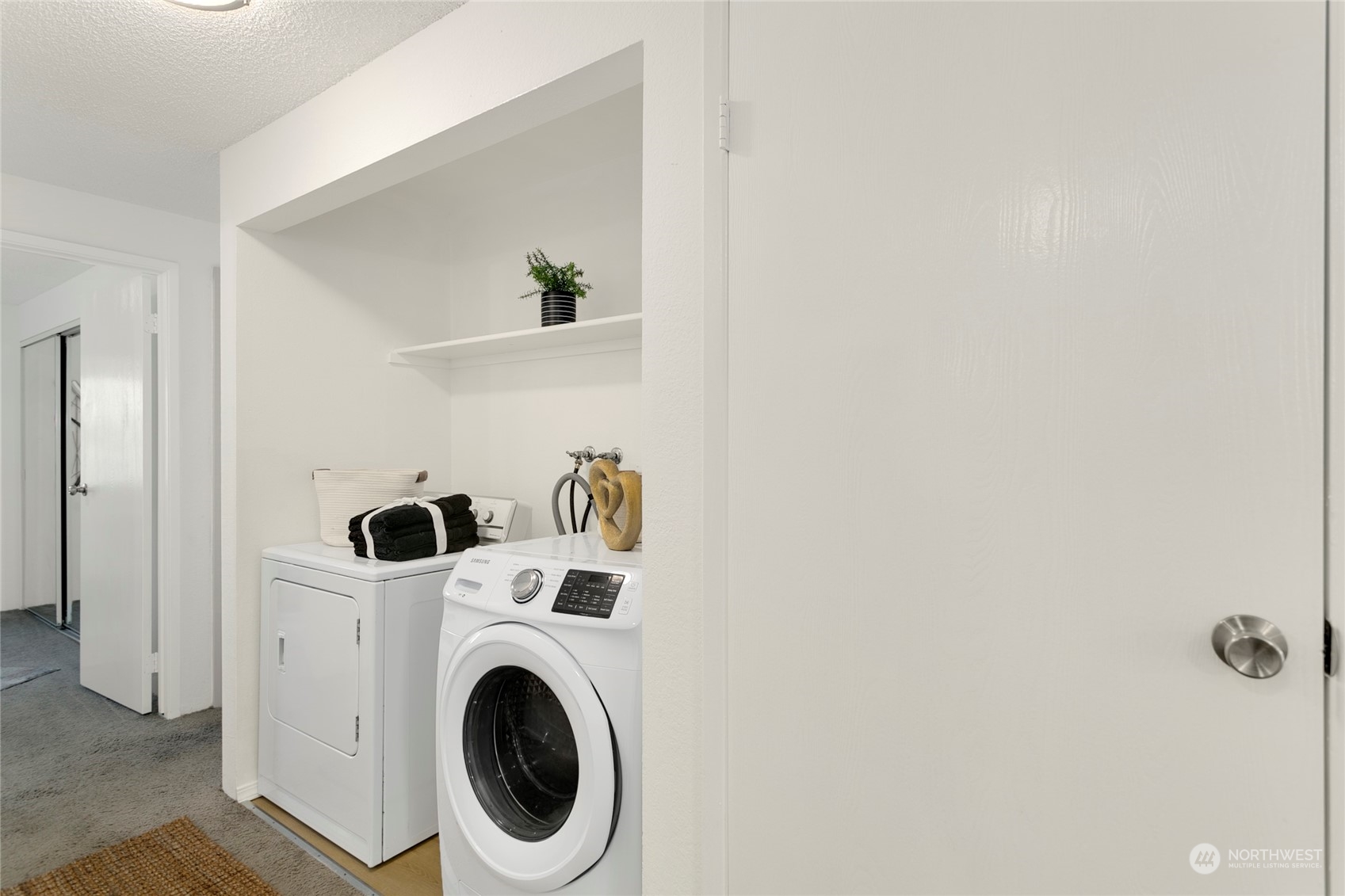 820 Cady Road, Unit J205 Everett, WA 98203 - Photo 19 of 24 Gallery Image 19