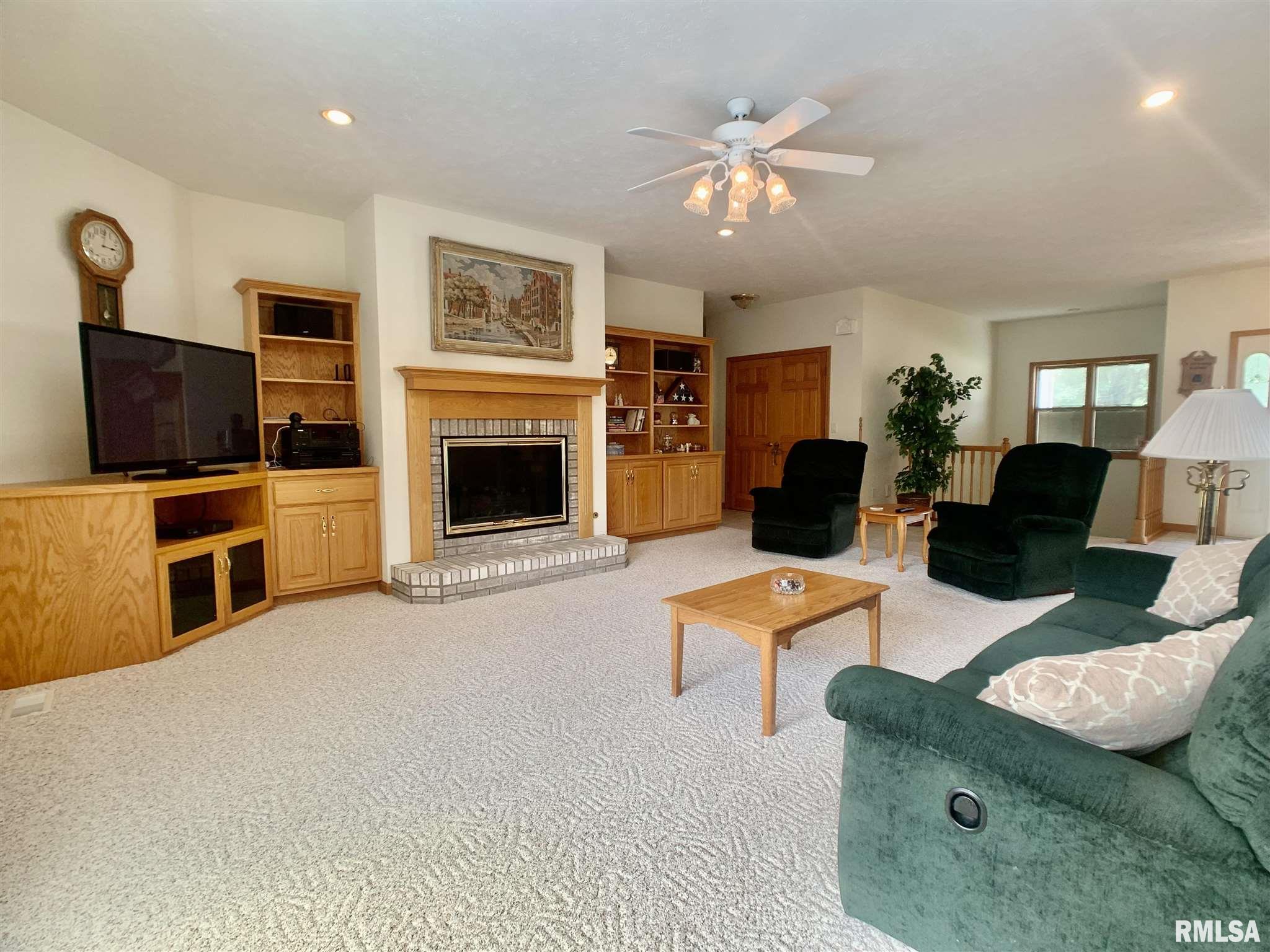 4 Timber Ridge Rochester, IL 62563 - Photo 12 of 40 Gallery Image 12