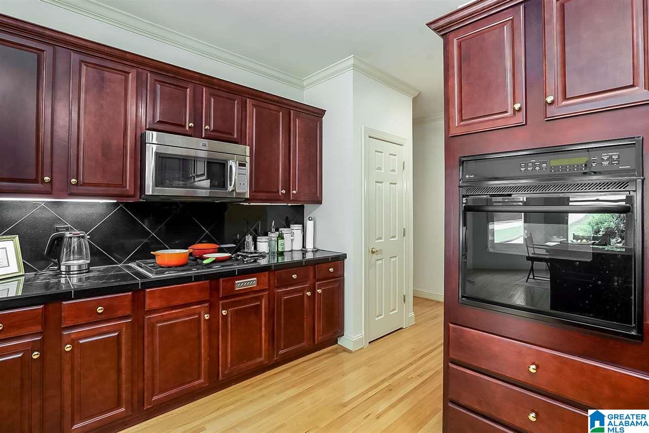 1073 Oak Tree Road Birmingham, AL 35244 - Photo 16 of 47