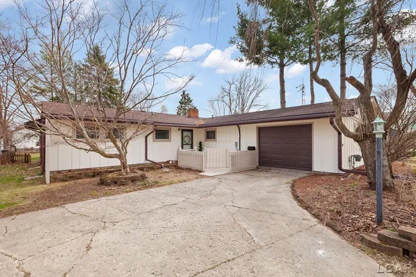 $315,000 | 306 North Van Buren Street, Tecumseh, MI 49286