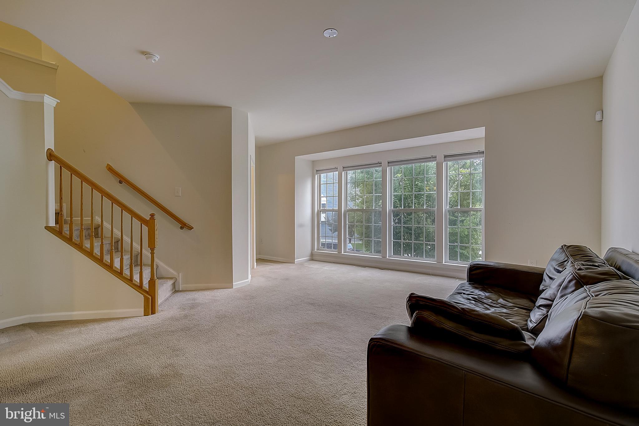 52 River Lane Delanco, NJ 08075 - Photo 4 of 32