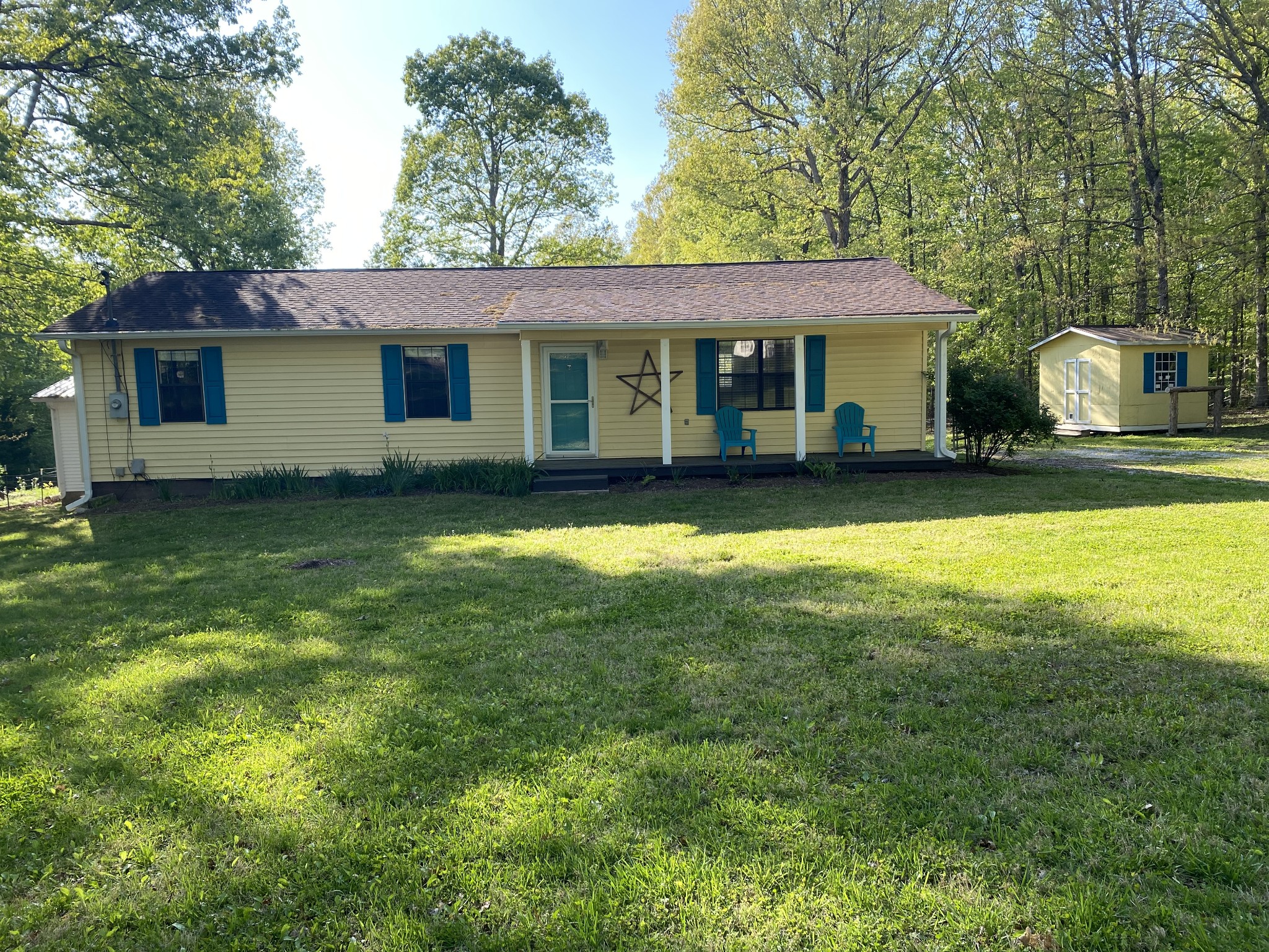 2004 Manley Loop Dickson, TN 37055 - Photo 16 of 39 Gallery Image 16