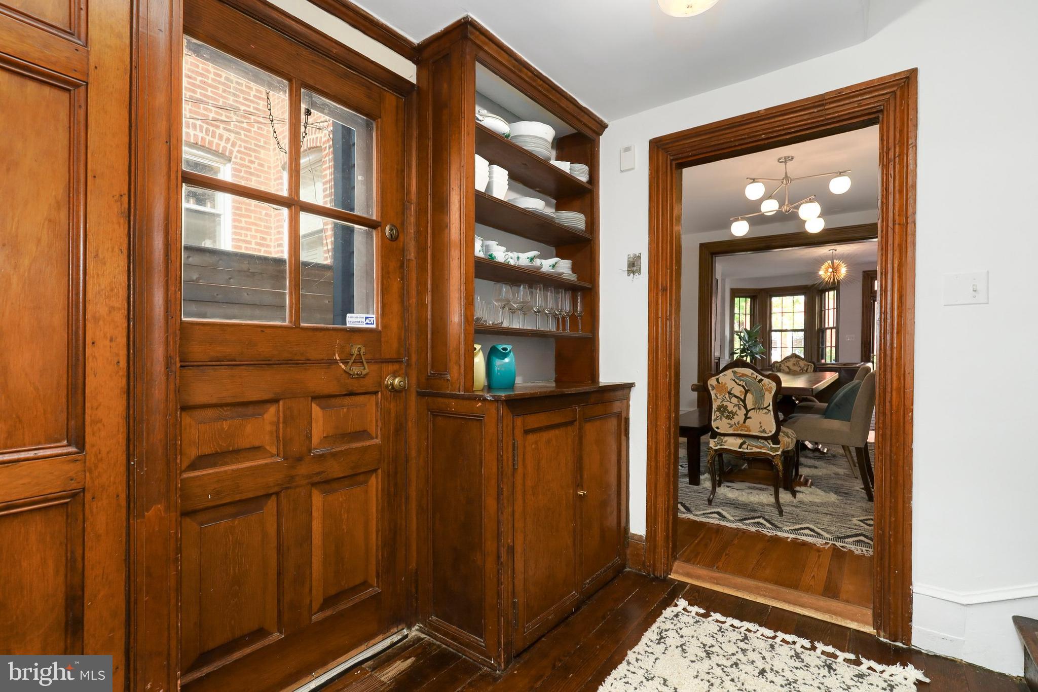 323 4th Street Southeast Washington, DC 20003 - Photo 12 of 44 Gallery Image 12