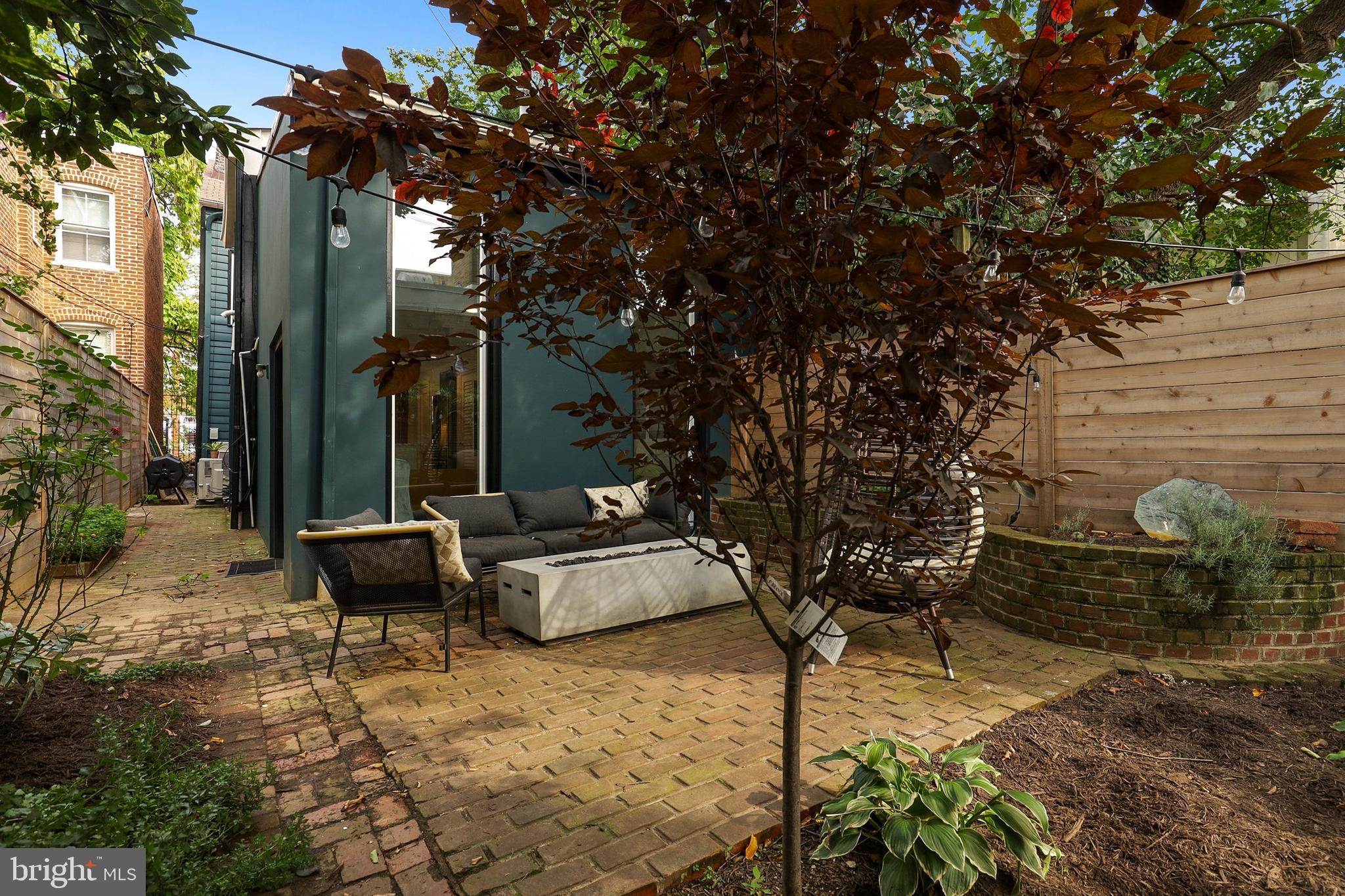 323 4th Street Southeast Washington, DC 20003 - Photo 25 of 44 Gallery Image 25