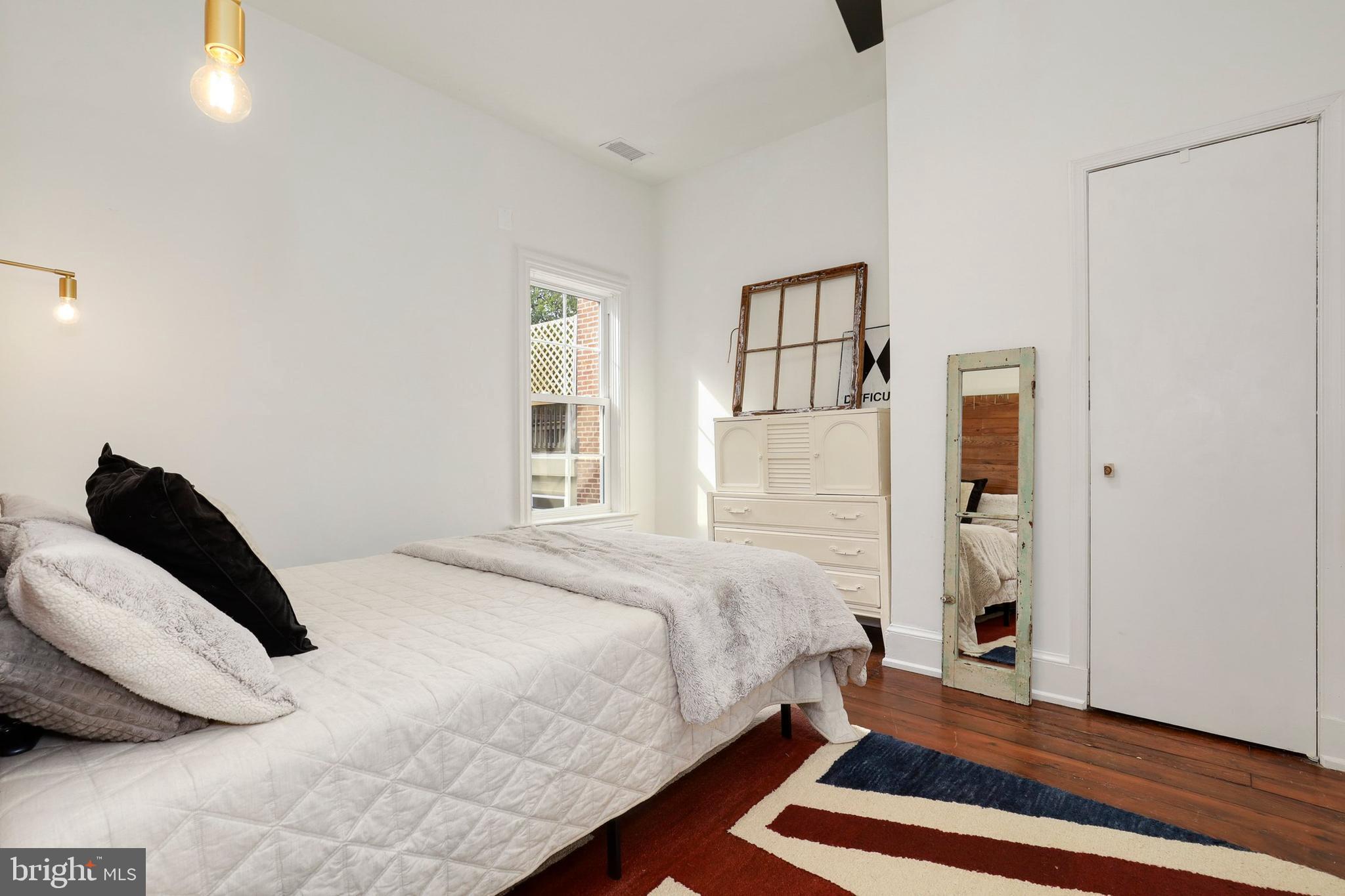 323 4th Street Southeast Washington, DC 20003 - Photo 31 of 44 Gallery Image 31