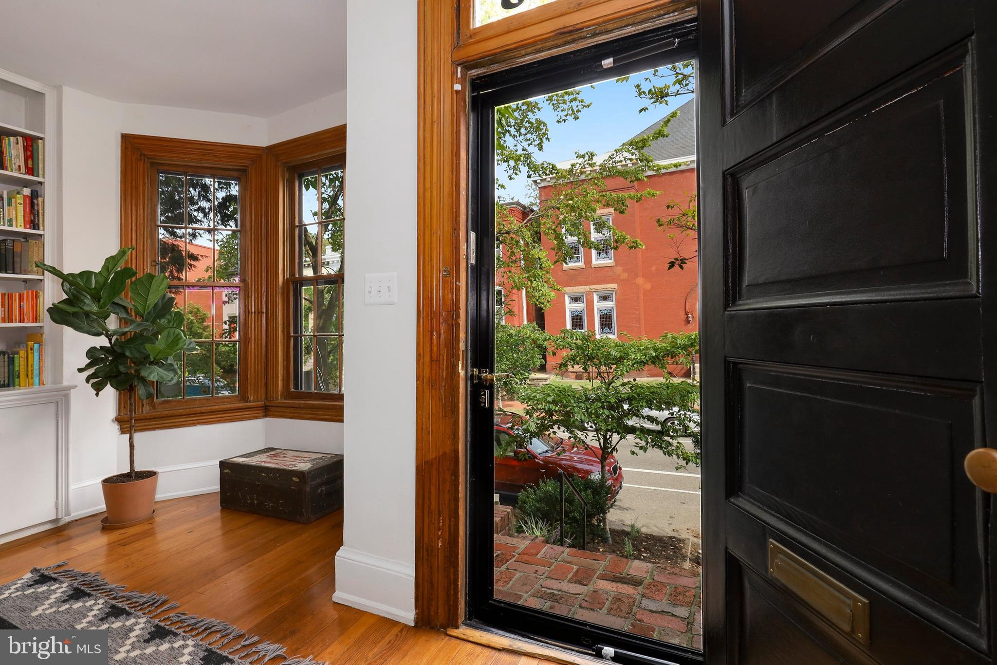 323 4th Street Southeast Washington, DC 20003 - Photo 39 of 44 Gallery Image 39