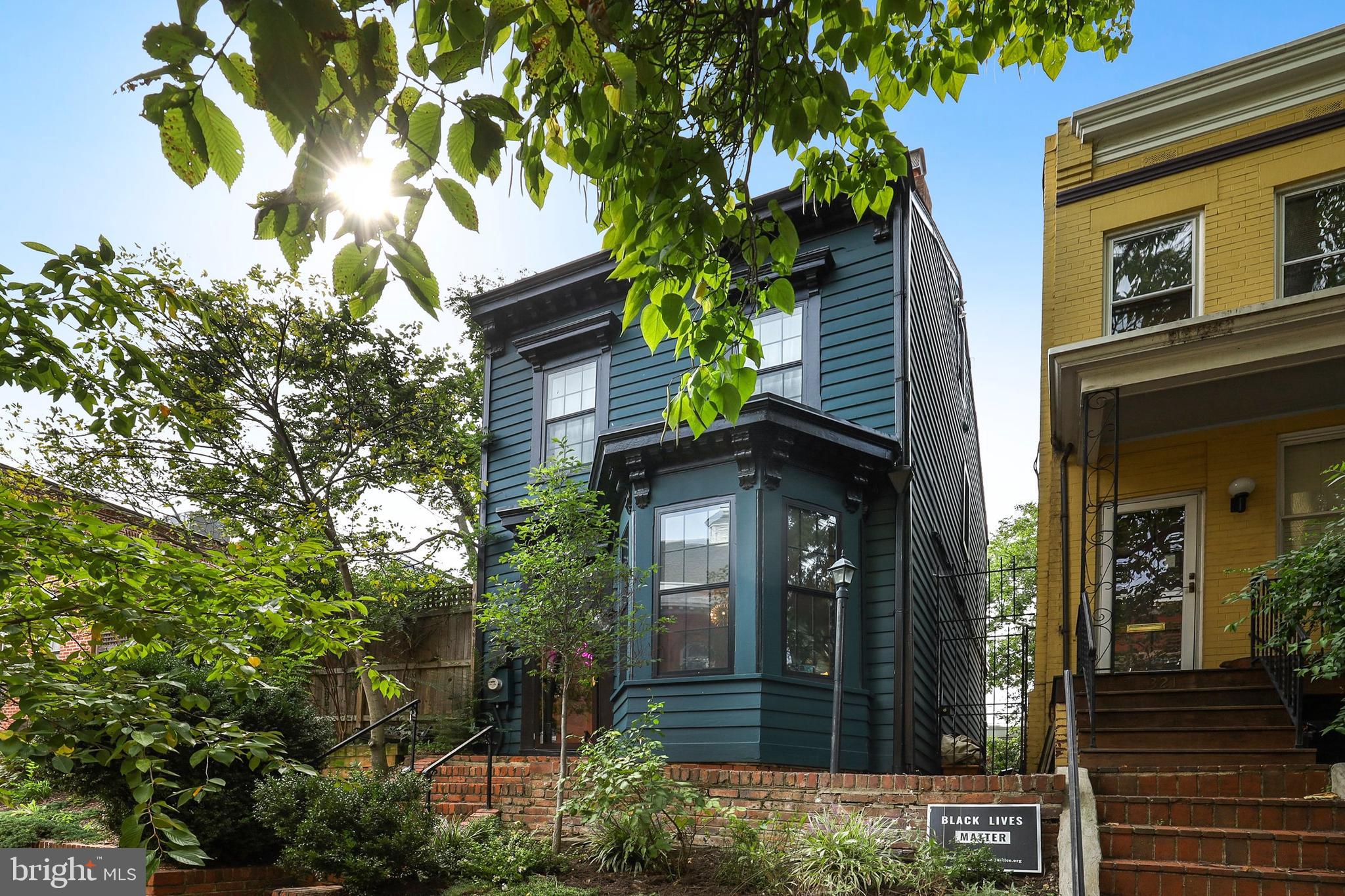 323 4th Street Southeast Washington, DC 20003 - Photo 8 of 44 Gallery Image 8