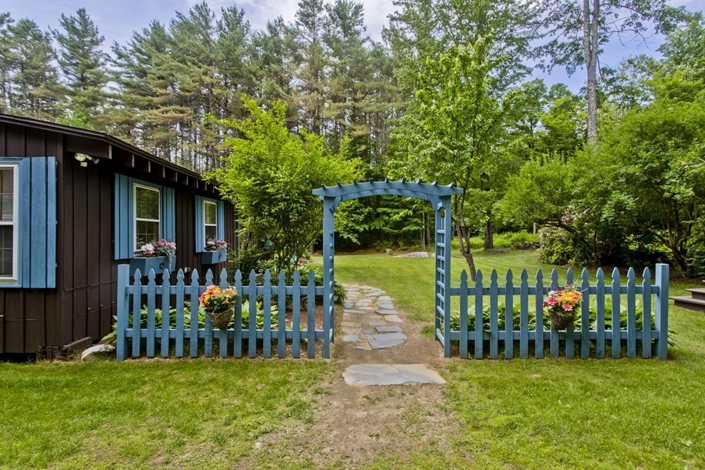 163 Sugar Hill Road Chesterfield, MA 01096 - Photo 4 of 42 Gallery Image 4