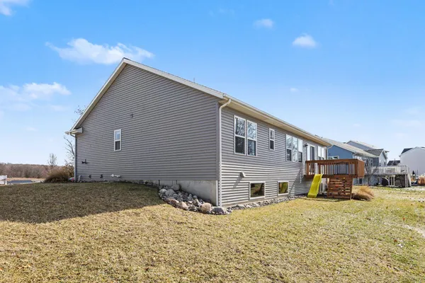 $469,900 | 1325 Remington Drive Southeast, Lowell, MI 49331
