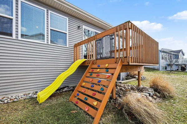 $469,900 | 1325 Remington Drive Southeast, Lowell, MI 49331