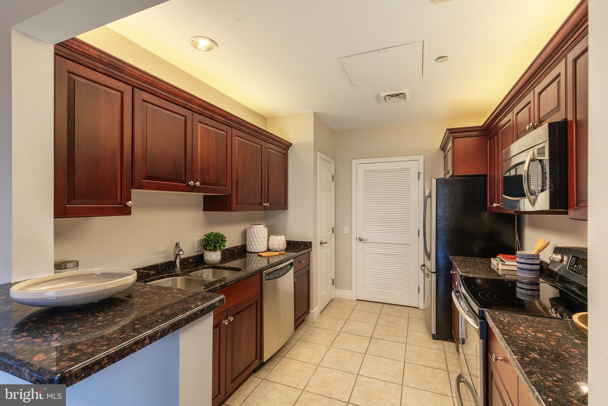 1600 Arch Street, Unit 1213 Philadelphia, PA 19103 - Photo 13 of 54
