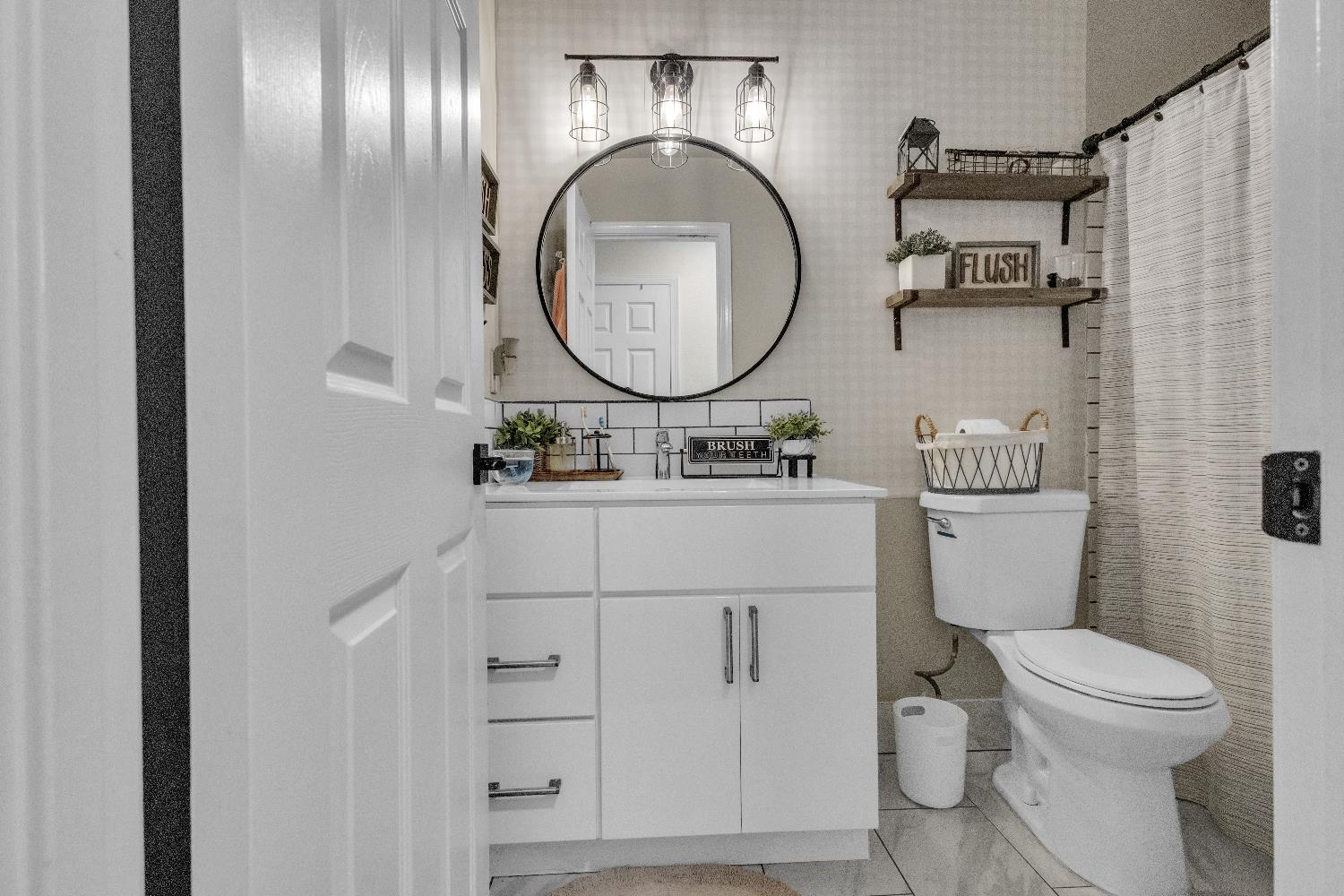 2833 Nemaha Way Stockton, CA 95206 - Photo 13 of 40