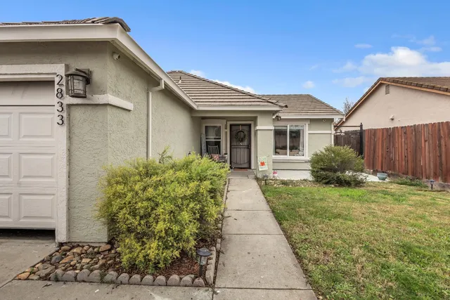 $419,999 | 2833 Nemaha Way, Stockton, CA 95206