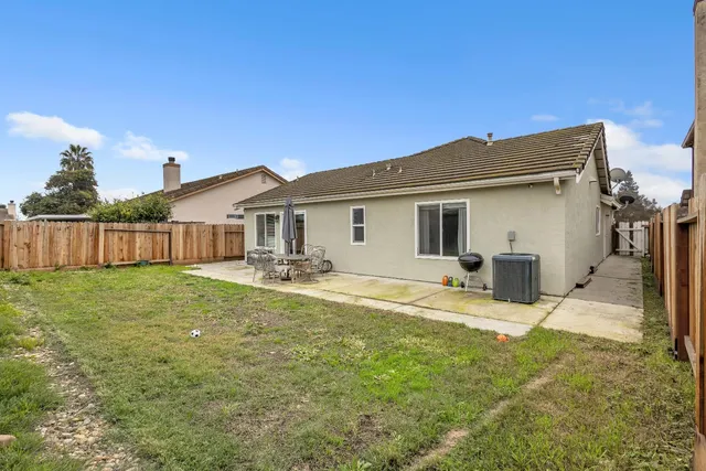 $419,999 | 2833 Nemaha Way, Stockton, CA 95206