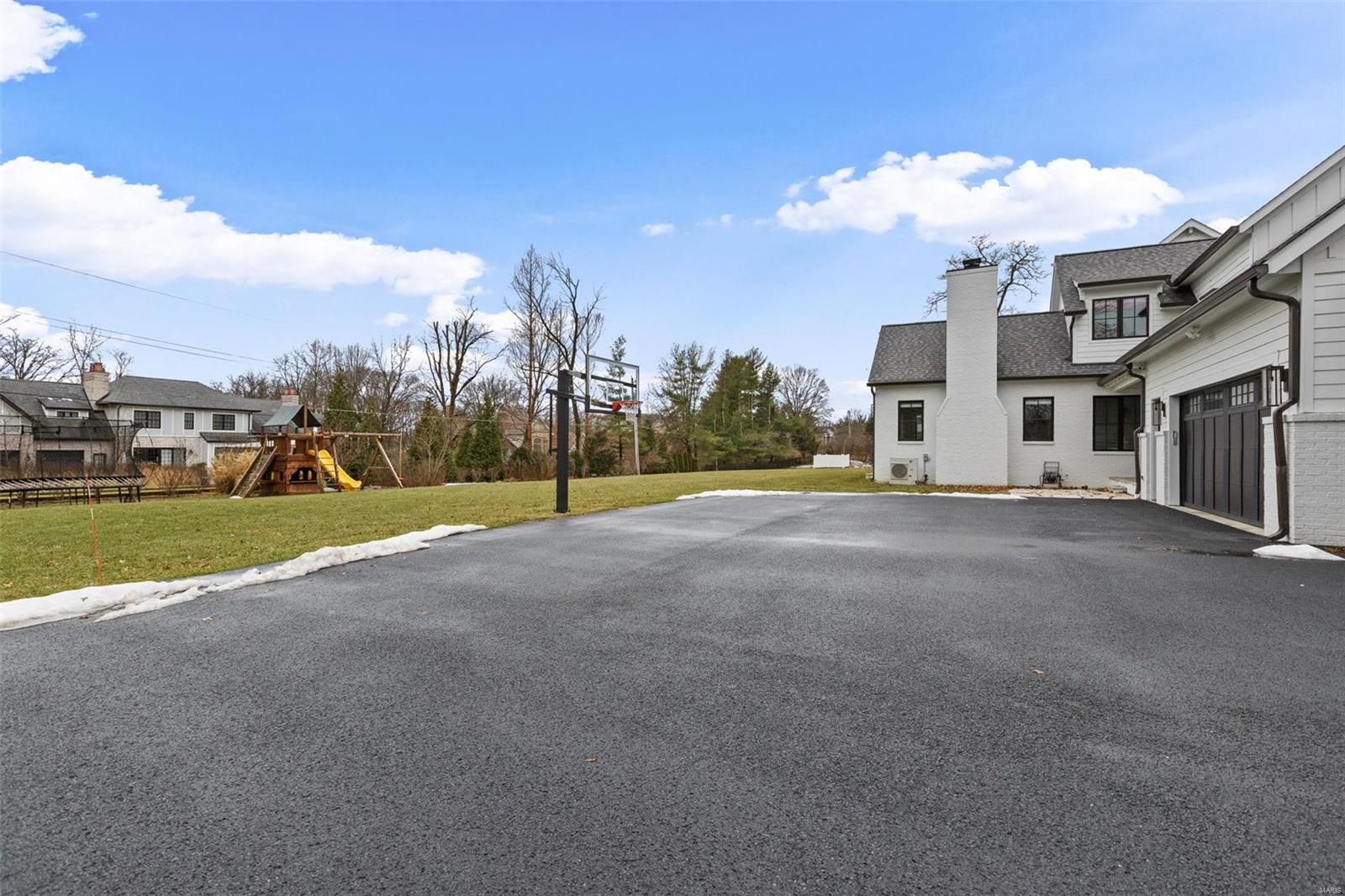 11600 Clayton Road Frontenac, MO 63131 - Photo 44 of 46 Gallery Image 44