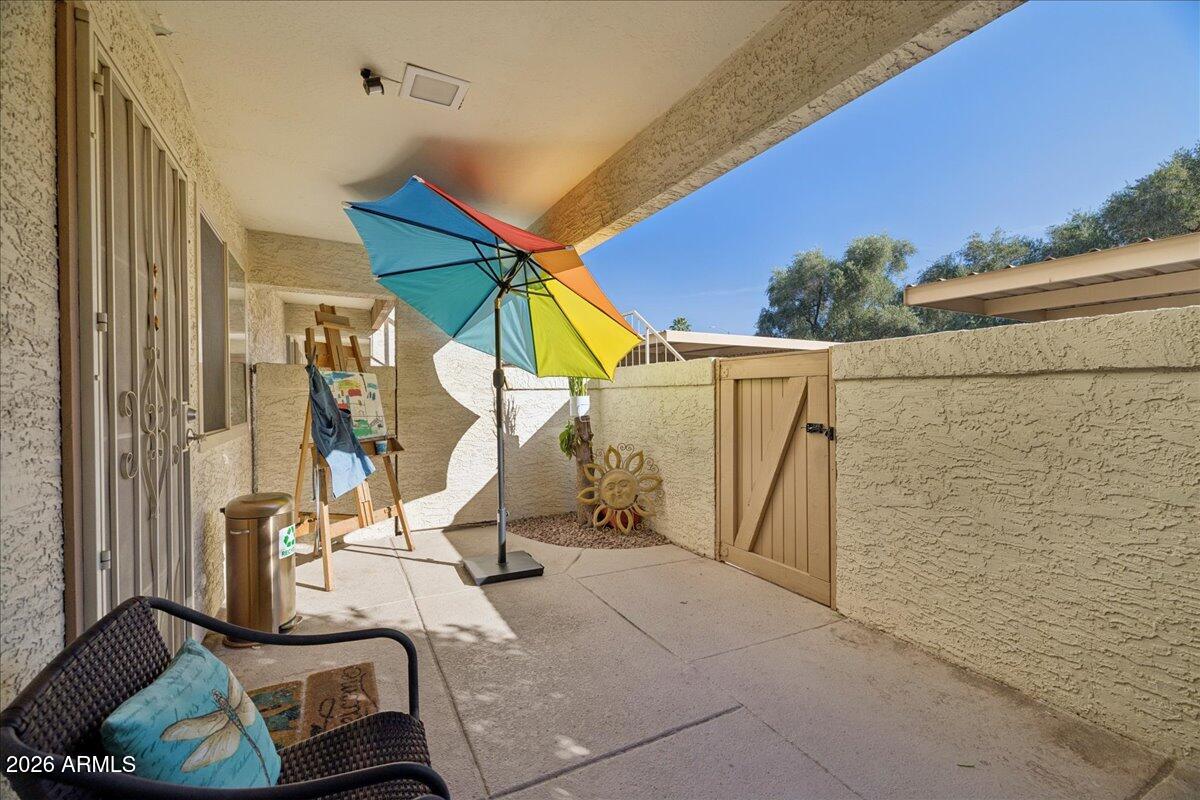 4150 East Cactus Road, Unit 120 Phoenix, AZ 85032 - Photo 6 of 42 06-Front Porch