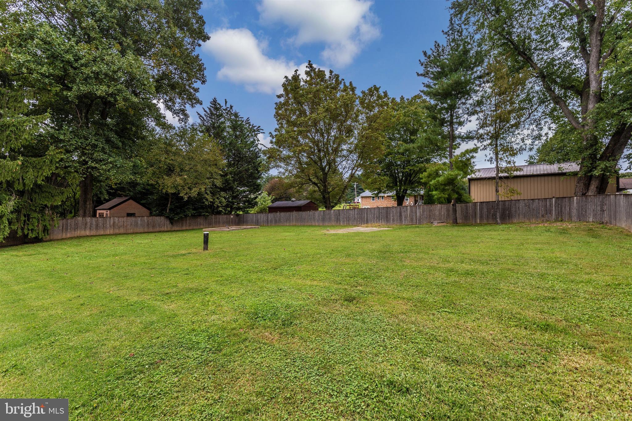 8405 Hawkins Creamery Road Gaithersburg, MD 20882 - Photo 47 of 58 Gallery Image 47