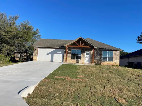 $2,100 | 5403 San Jacinto Drive, Granbury, TX 76048