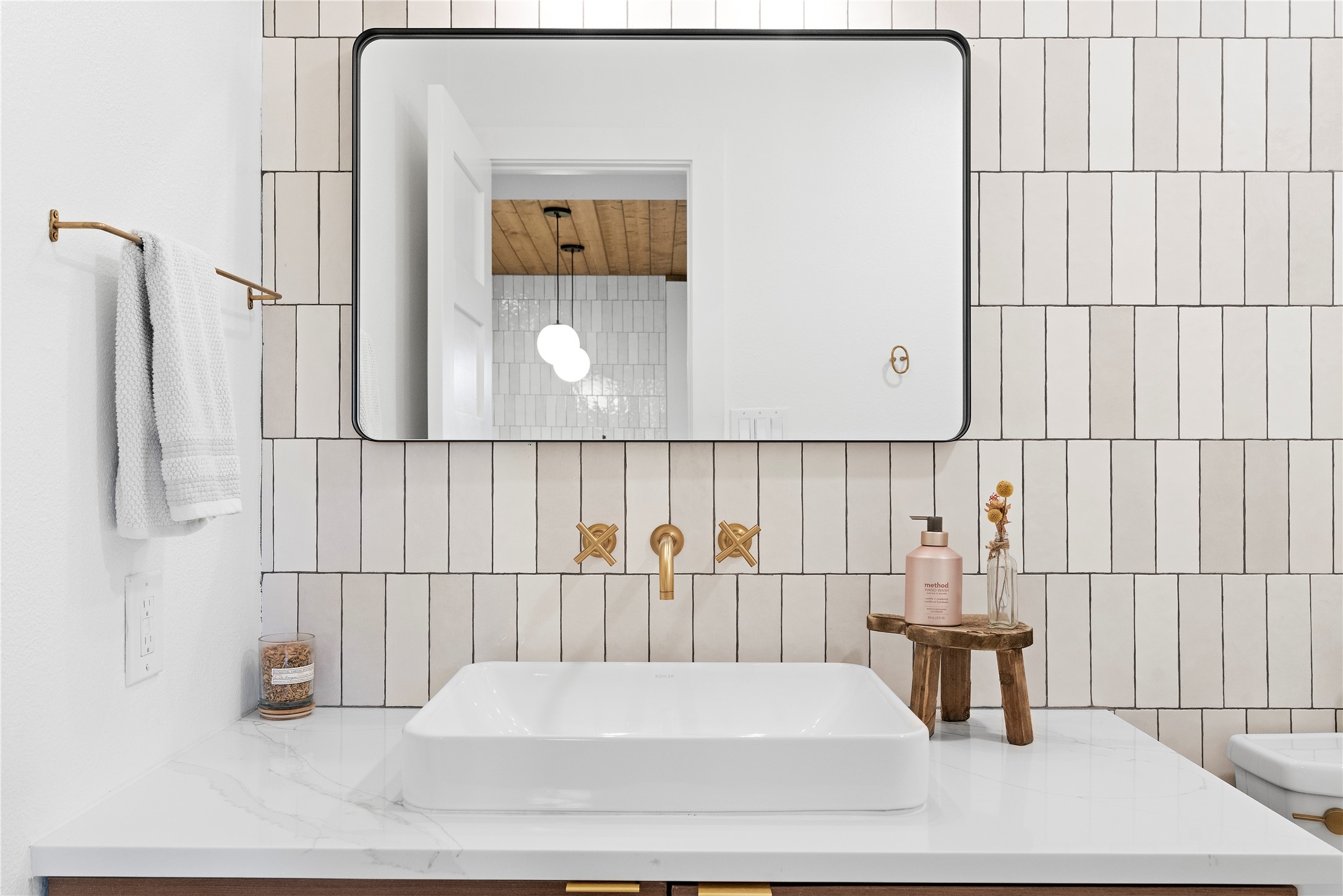 7103 Creighton Lane Austin, TX 78723 - Photo 15 of 31