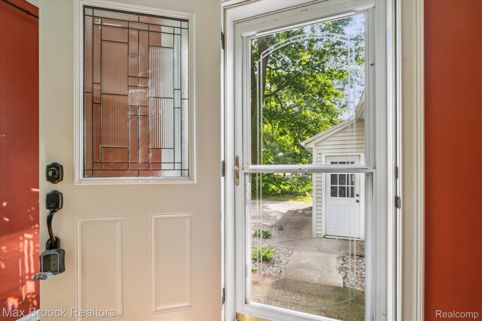 521 Barnes Lake Road Columbiaville, MI 48421 - Photo 4 of 27 Gallery Image 4