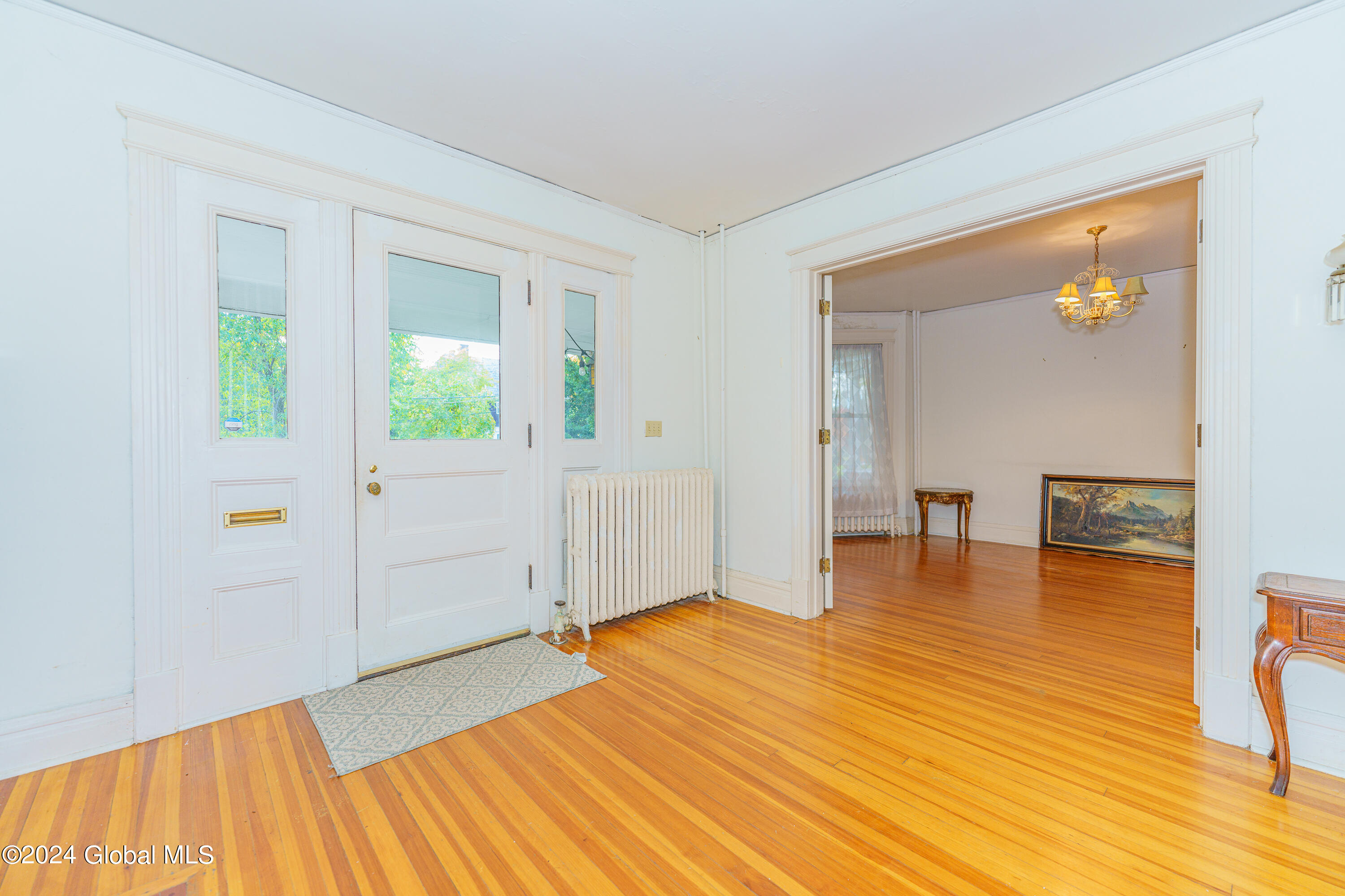 23 North Main Avenue Albany, NY 12203 - Photo 5 of 40 1 Entryway 1