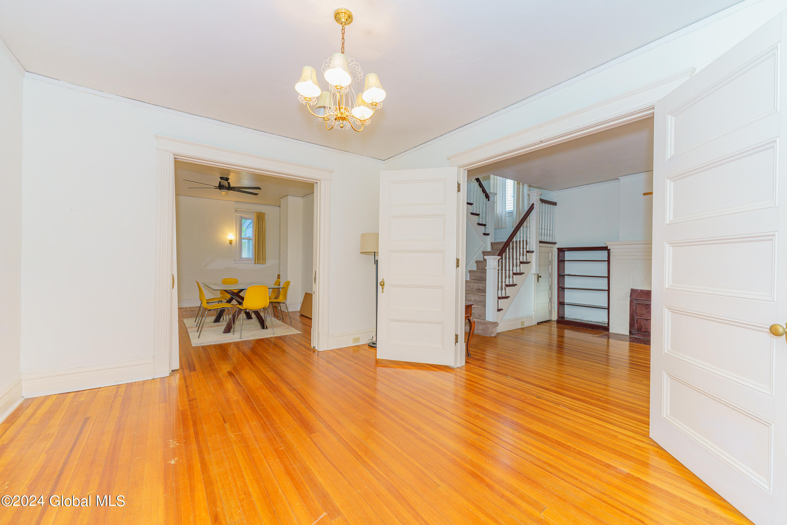 23 North Main Avenue Albany, NY 12203 - Photo 10 of 40 2 Livingroom 4