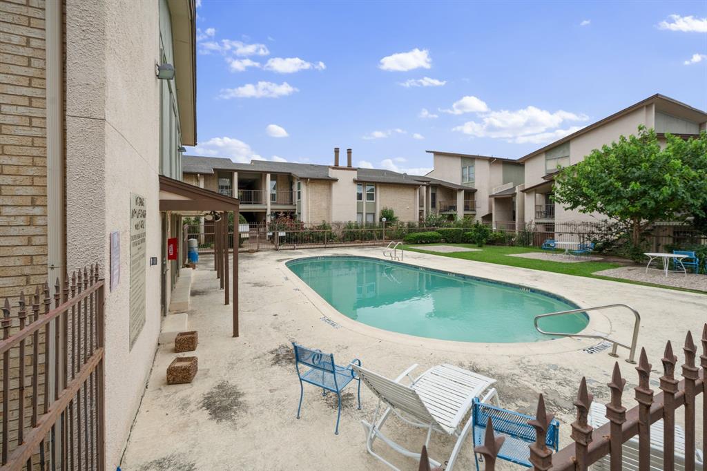 12824 Midway Road, Unit 2136 Dallas, TX 75244 - Photo 28 of 36 Gallery Image 28