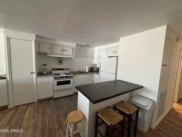 $1,000 | 709 Mohave Way, Florence, AZ 85132