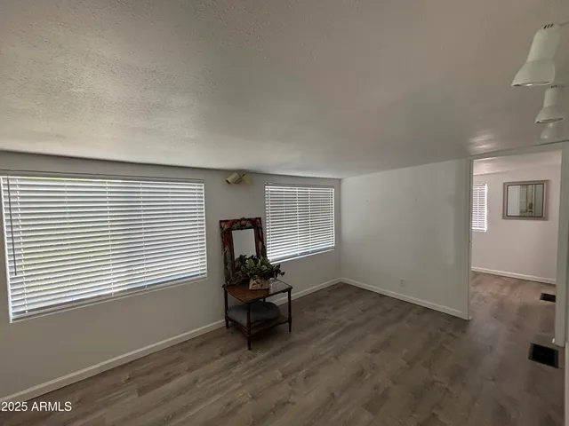 $1,000 | 709 Mohave Way, Florence, AZ 85132