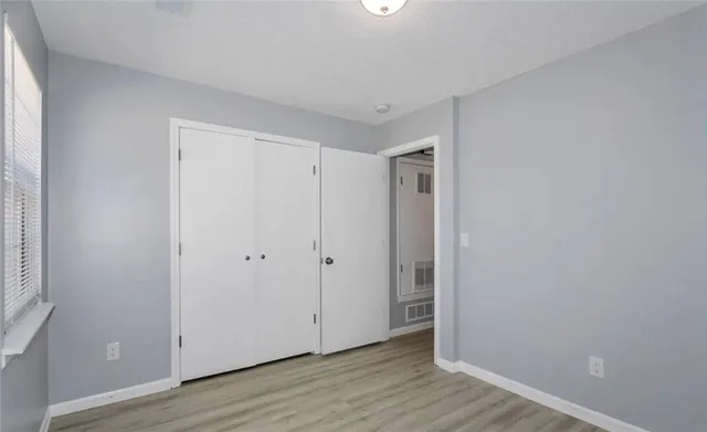 $549,000 | 207 Barr Road, Grain Valley, MO 64029