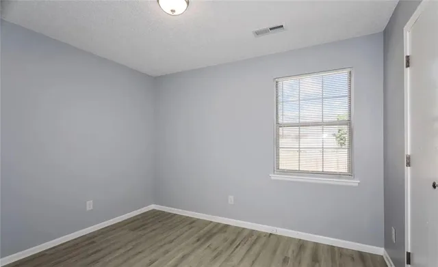 $549,000 | 207 Barr Road, Grain Valley, MO 64029