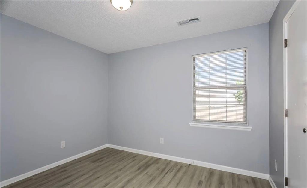 207 Barr Road Grain Valley, MO 64029 - Photo 8 of 11