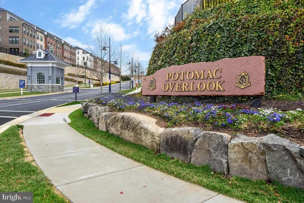 $3,875 | 856 Regents Square, Unit 341, Oxon Hill, MD 20745