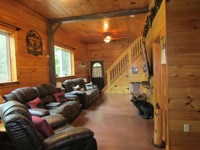 $799,900 | 37 Loon Drive, Newport, ME 04953