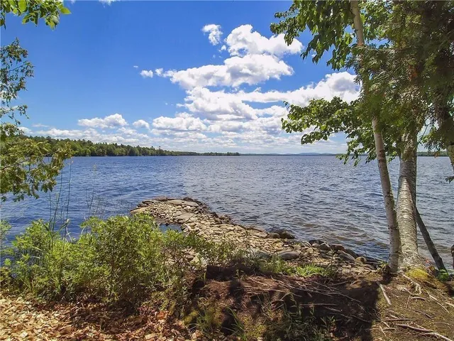 $799,900 | 37 Loon Drive, Newport, ME 04953