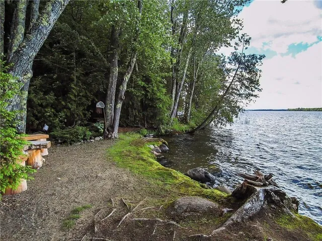 $799,900 | 37 Loon Drive, Newport, ME 04953