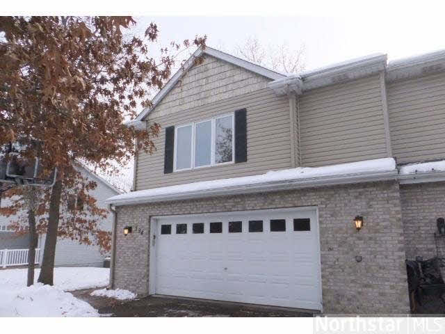 594 Sherwood Road Shoreview, MN 55126 - Photo 1 of 18