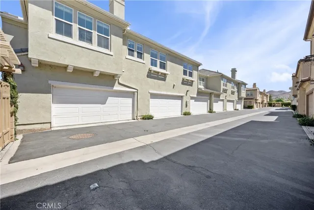 $389,000 | 1800 East Lakeshore Drive, Unit 510, Lake Elsinore, CA 92530