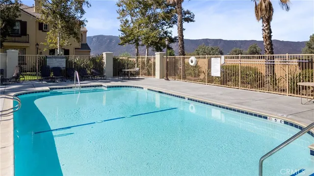 $389,000 | 1800 East Lakeshore Drive, Unit 510, Lake Elsinore, CA 92530