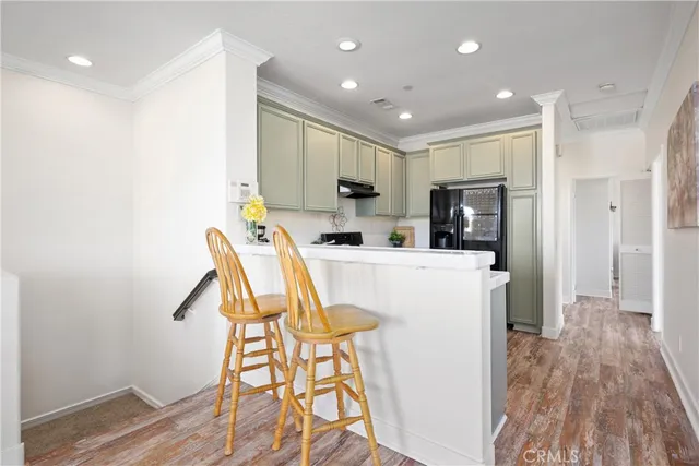 $389,000 | 1800 East Lakeshore Drive, Unit 510, Lake Elsinore, CA 92530