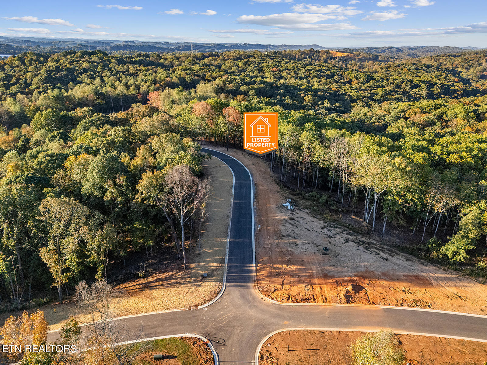 227 Flip Flop Way Loudon, TN 37774 - Photo 14 of 27 DJI_20251016204349_0777_D-icon