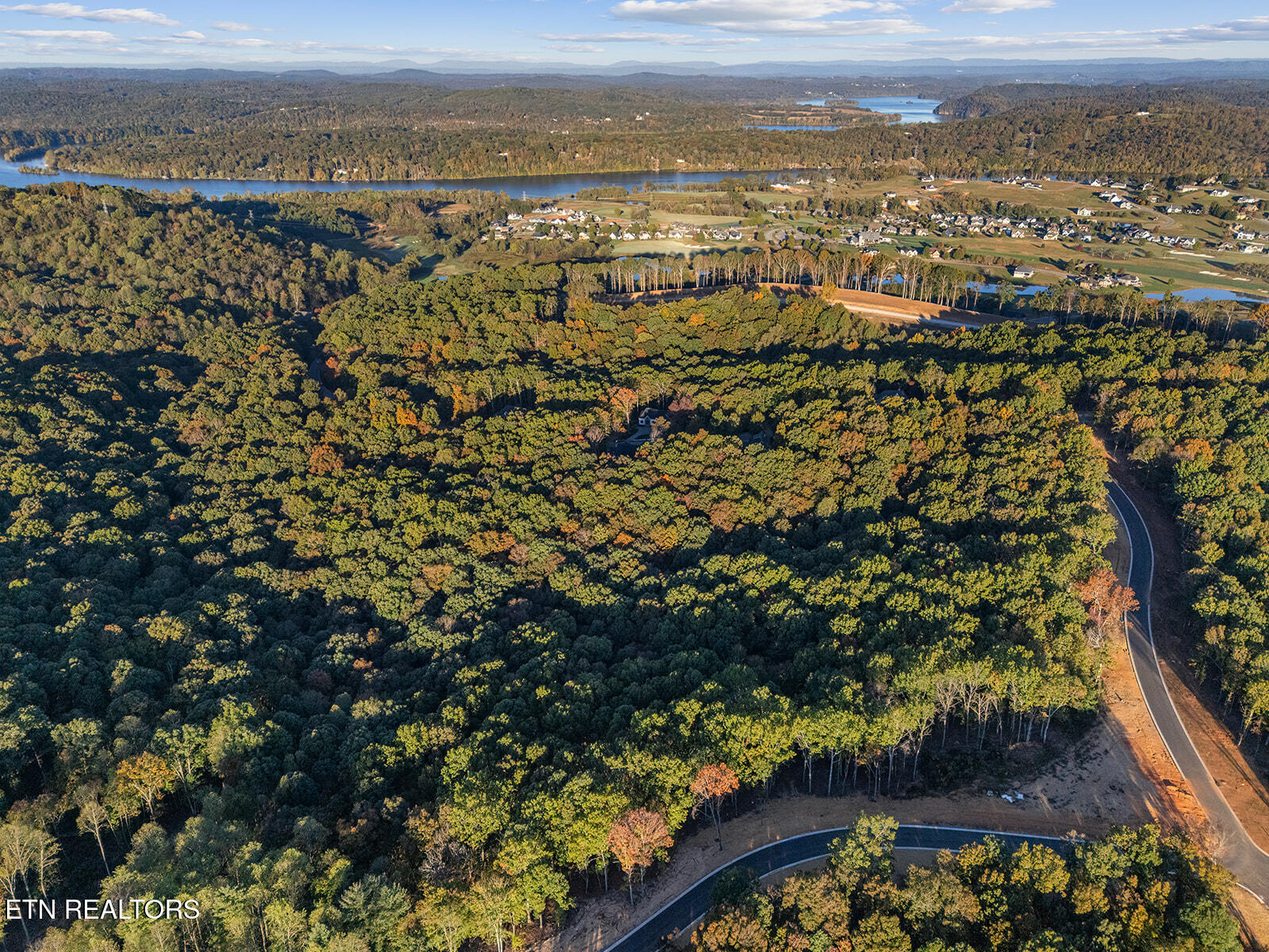 227 Flip Flop Way Loudon, TN 37774 - Photo 7 of 27 DJI_20251016203951_0757_D