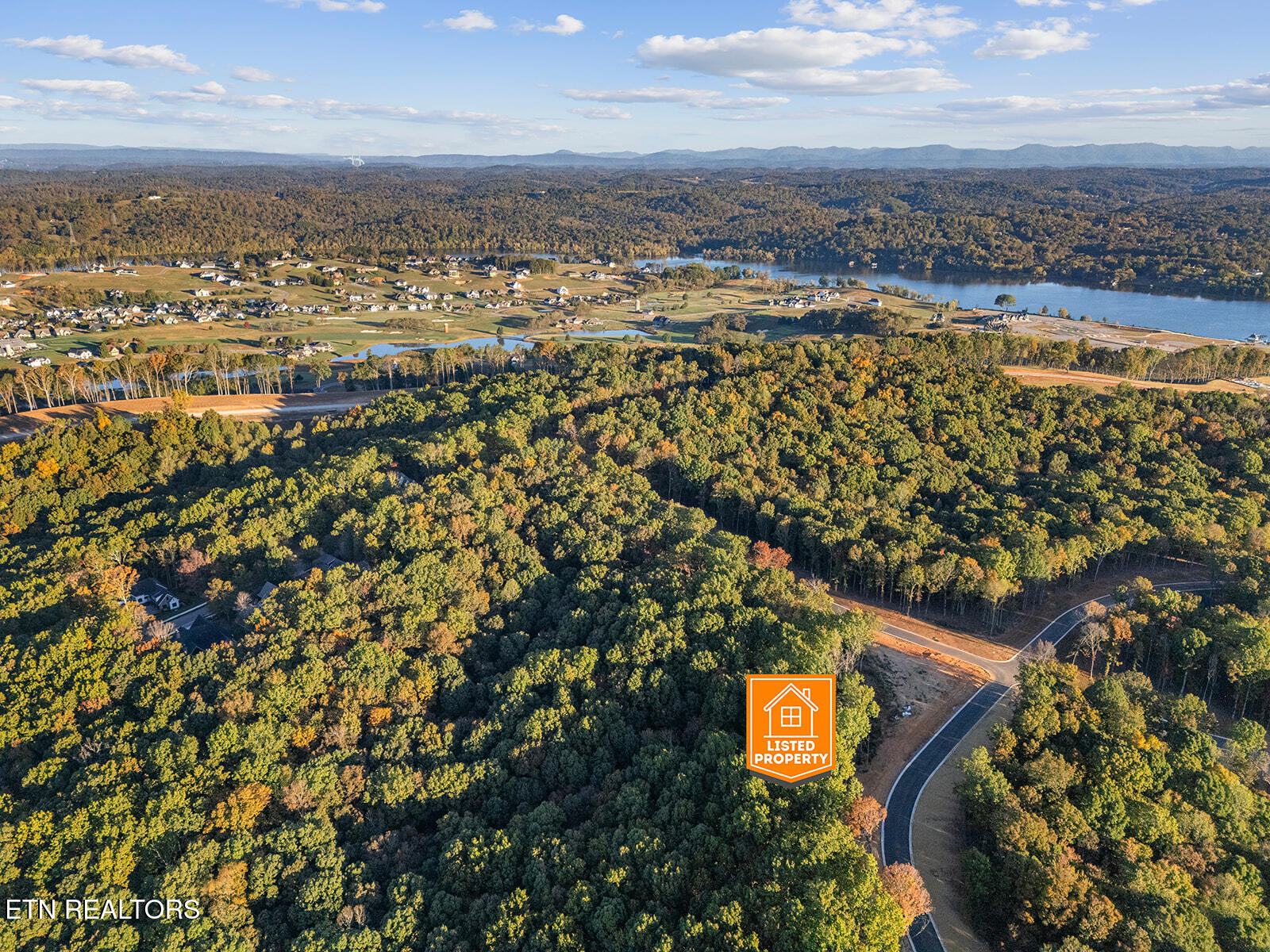 227 Flip Flop Way Loudon, TN 37774 - Photo 10 of 27 DJI_20251016204025_0764_D-icon